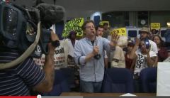 albuquerque_council_meeting_protest_140505